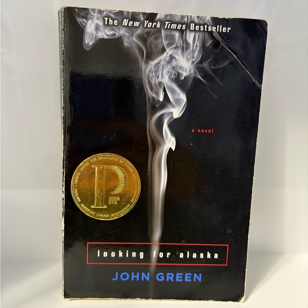 📚 3/$25 📚 Looking for Alaska by John Green Paperback Book